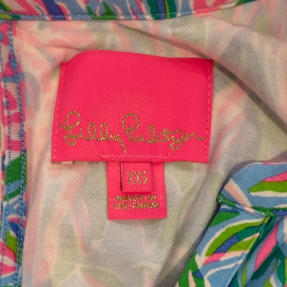 Lilly Pulitzer Vibrant Floral Tiered dress with shorts  in Blue and Pink XXS - Picture 6 of 7